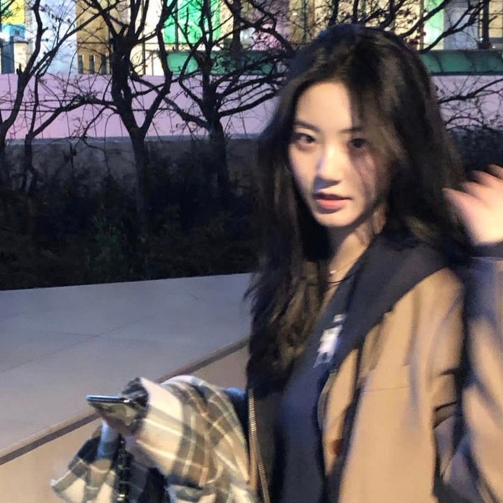 爱如灰烬风吹就散